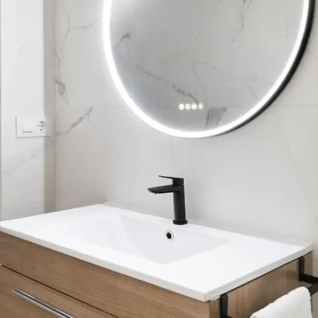 Isg Sierpes 46 * Sevilla